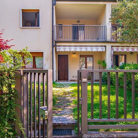 Verona - Familyoasi Free Parking And Garden Εξωτερικό φωτογραφία