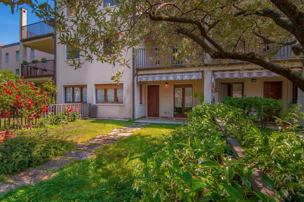 Verona - Familyoasi Free Parking And Garden Εξωτερικό φωτογραφία